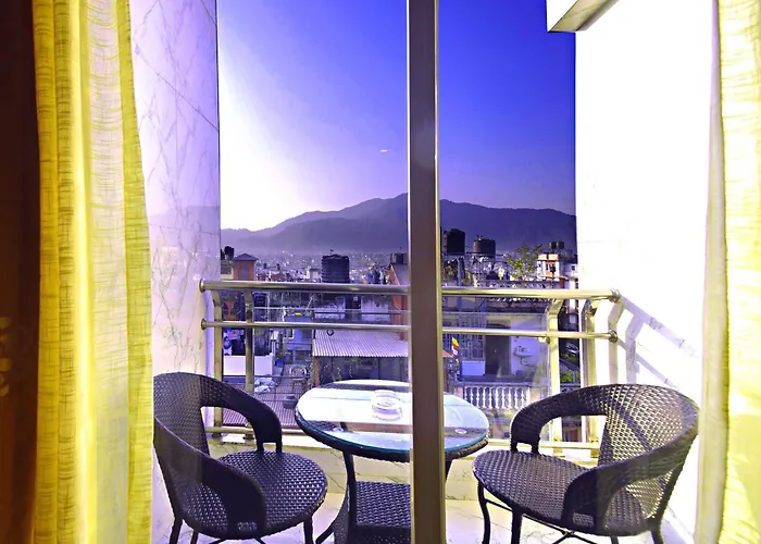 Simal Hotel 3*